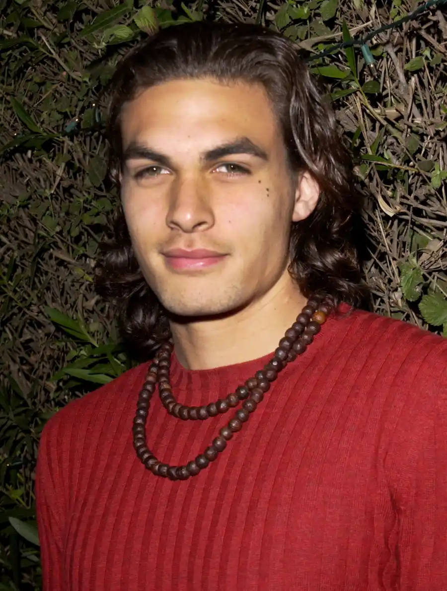 jason-momoa-wavy-hair