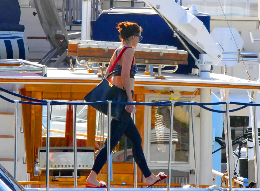 katie holmes jaime foxx bikini boat