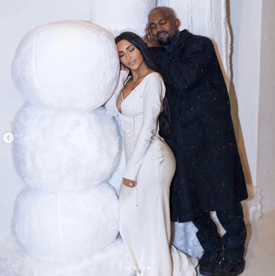 kim-kardashian-kanye-west-family-photo-christmas-eve-2