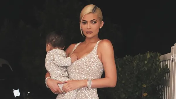 kylie-jenner-stormi-christmas-eve-matching