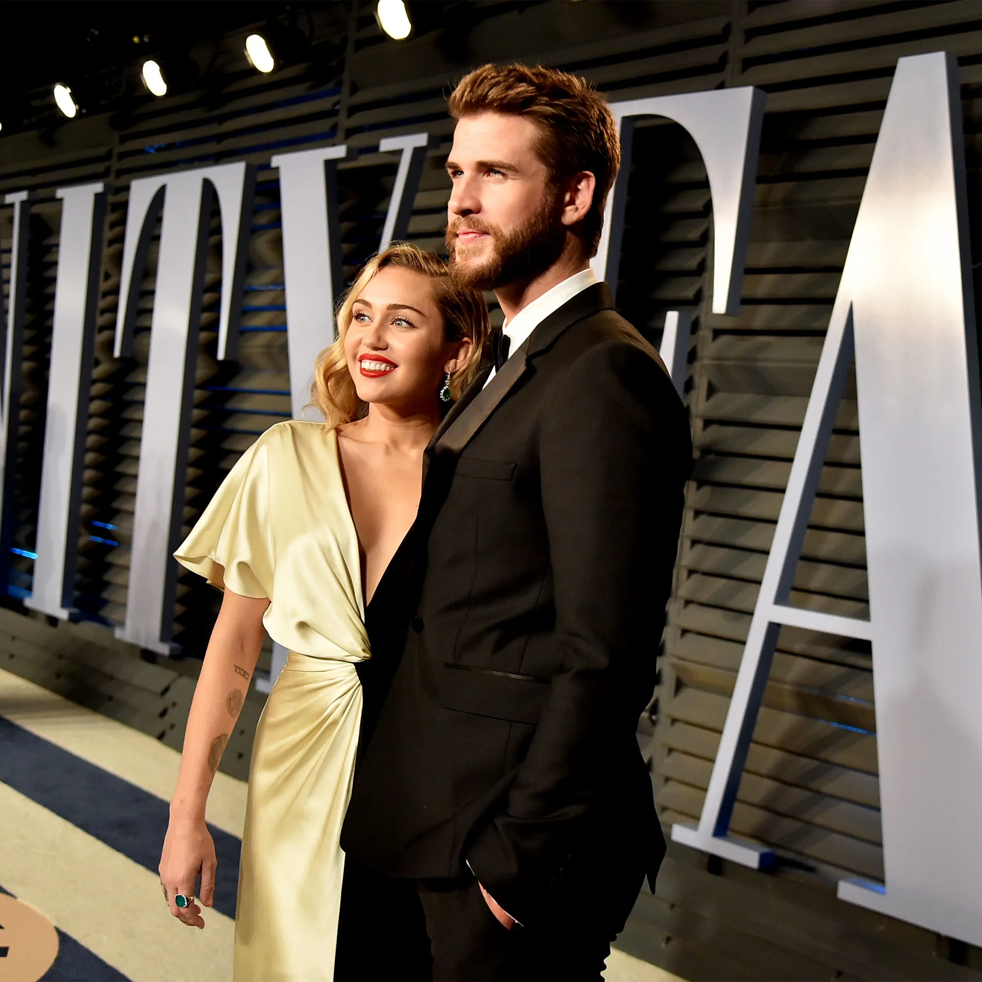 How to Copy Miley Cyrus¹ Bridal Accessories Style