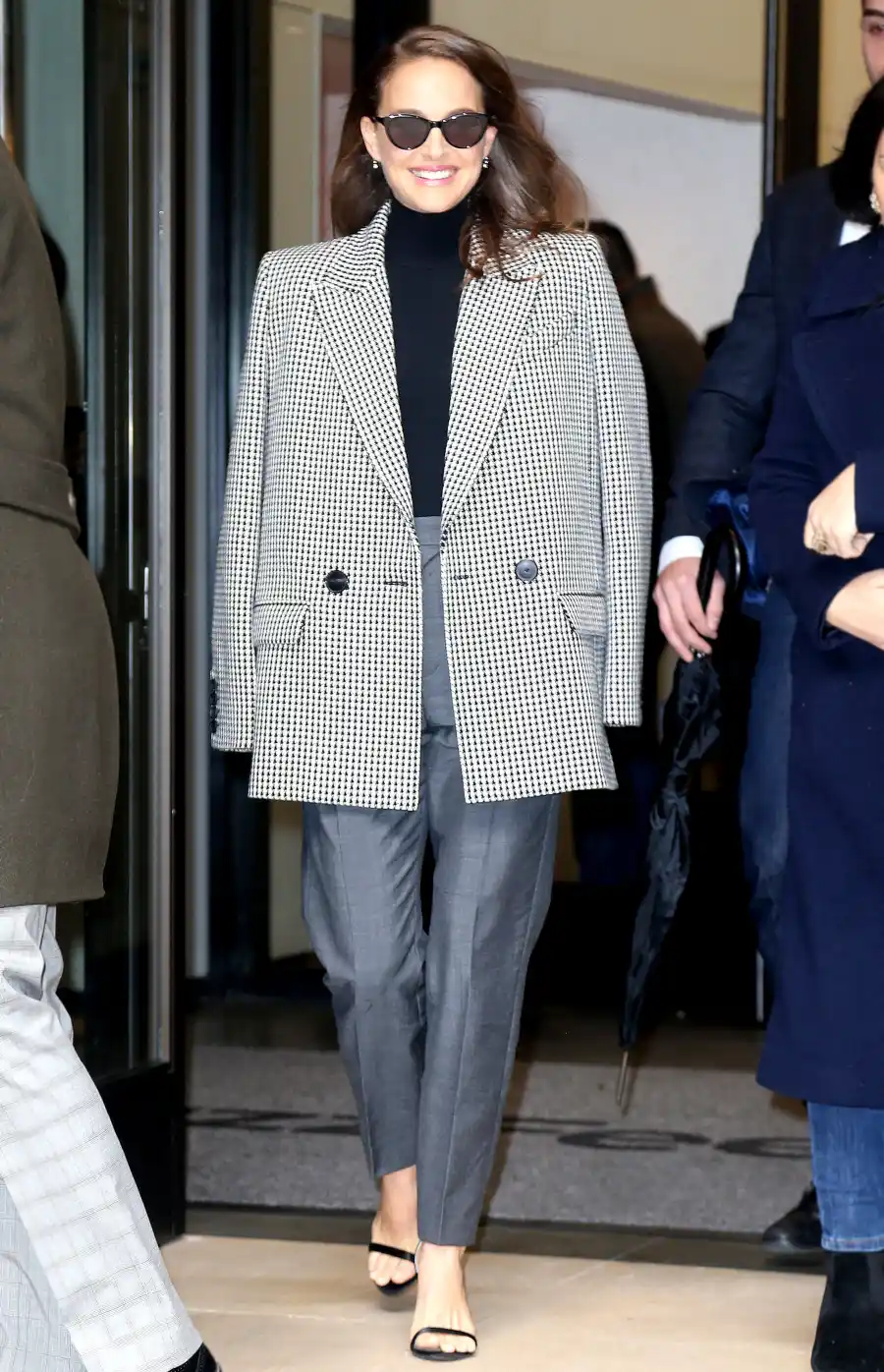 natalie-portman-gingham-coat