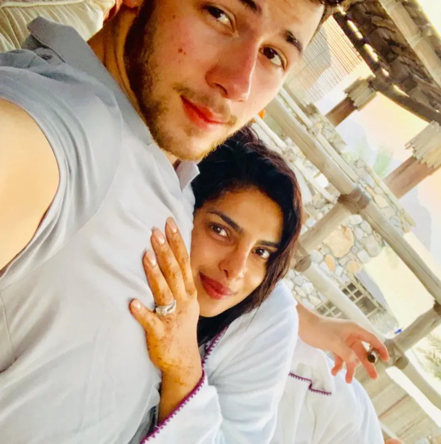 nick jonas and priyanka chopra martial bliss selfie