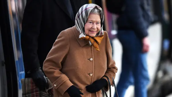 The Queen wraps up warm as she takes train to Norfolk for annual Christmas break