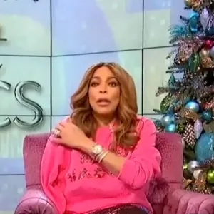 Wendy Williams Returns to Her Show After Fracturing Shoulder: ‘I’m on the Mend’