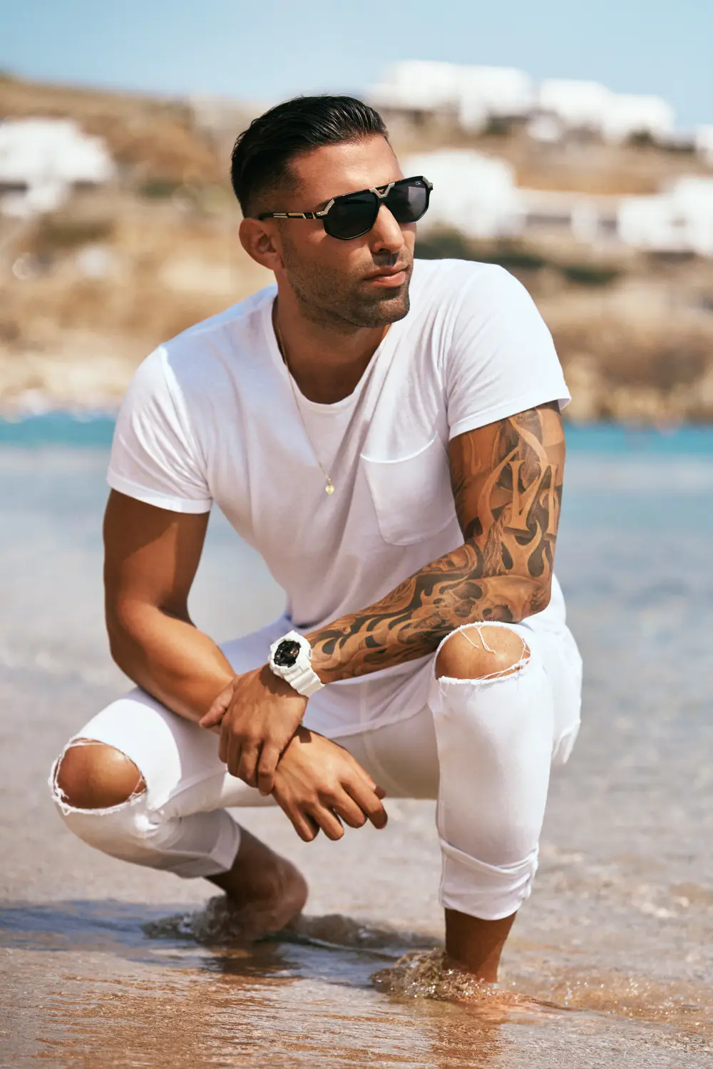 Lindsay Lohan&rsquo;s Beach Club&rsquo; Premiere: Drinks and Drama