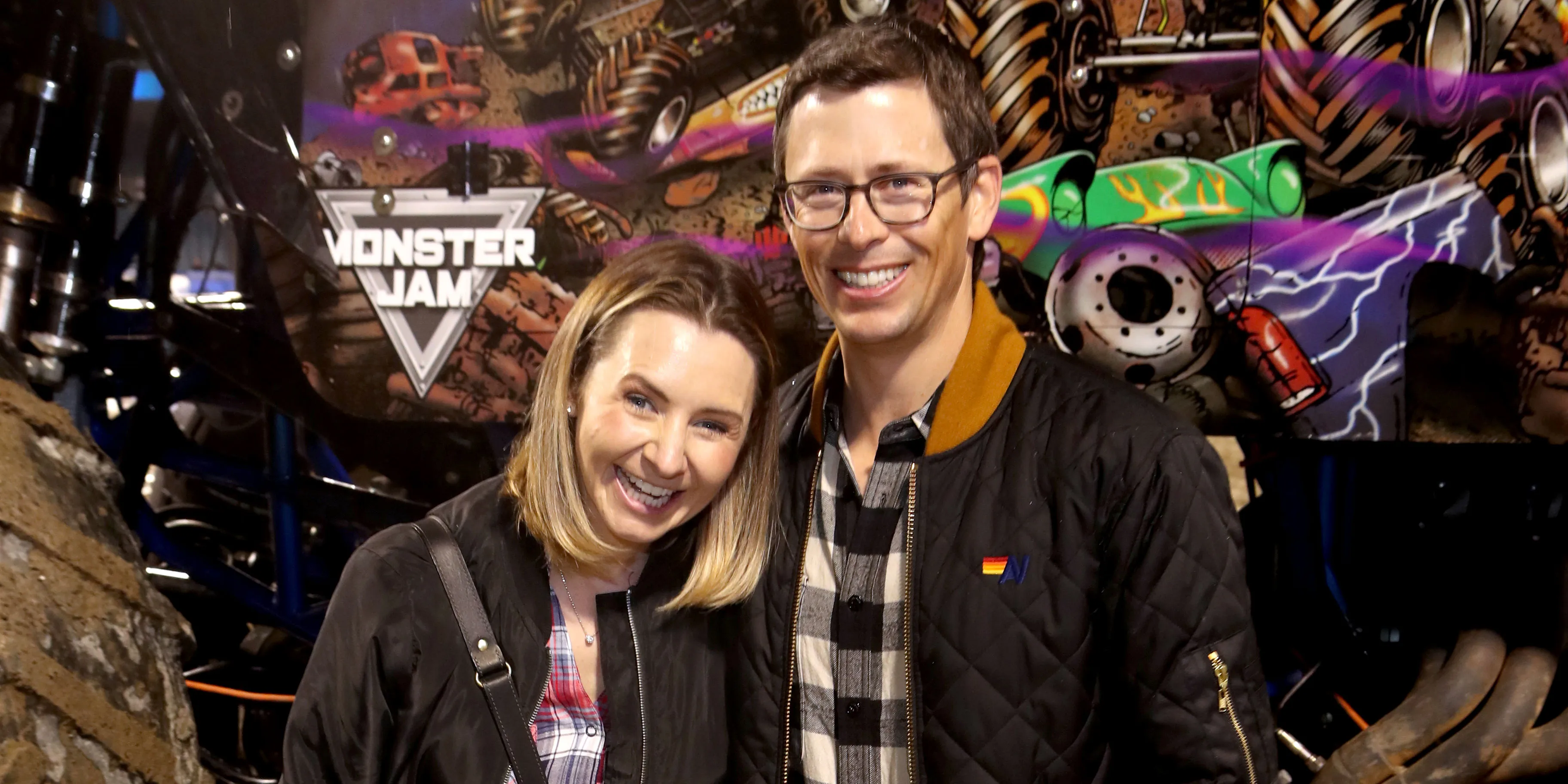 Beverly-Mitchell- Would-Love-to-Be-Pregnant-at-the Same-Time-Jessica-Biel