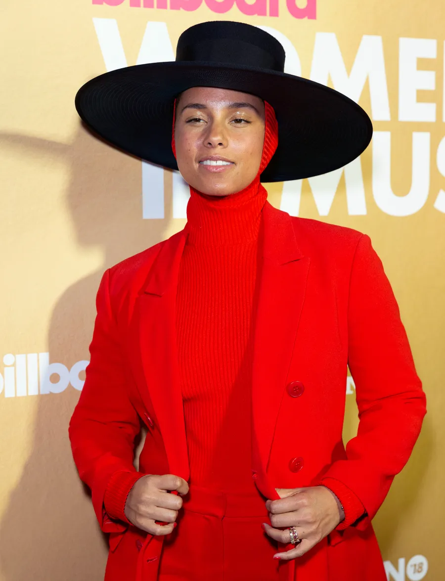 Happy Birthday to the Reigning Queen of No Makeup, Alicia Keys — See Her Best Bare-Faced Looks