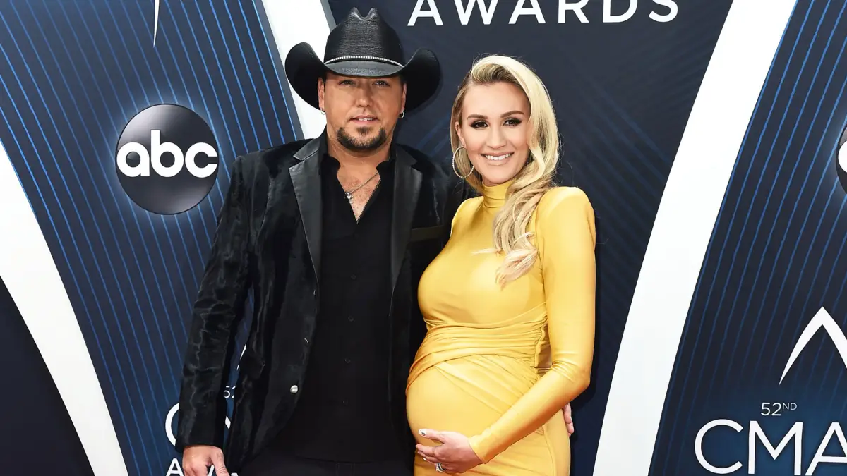 JASON ALDEAN, BRITTANY KERR Is About to Pop Any Second’: See Her Bump