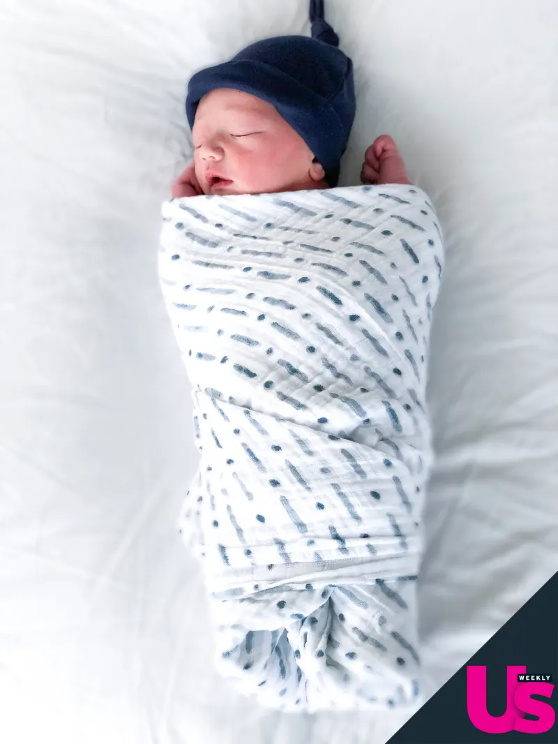 Desiree-Hartsock-and-Chris-Siegfried-Baby-2