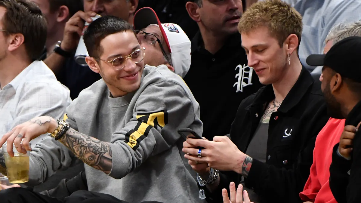 Pete Davidson, machine gun kelly