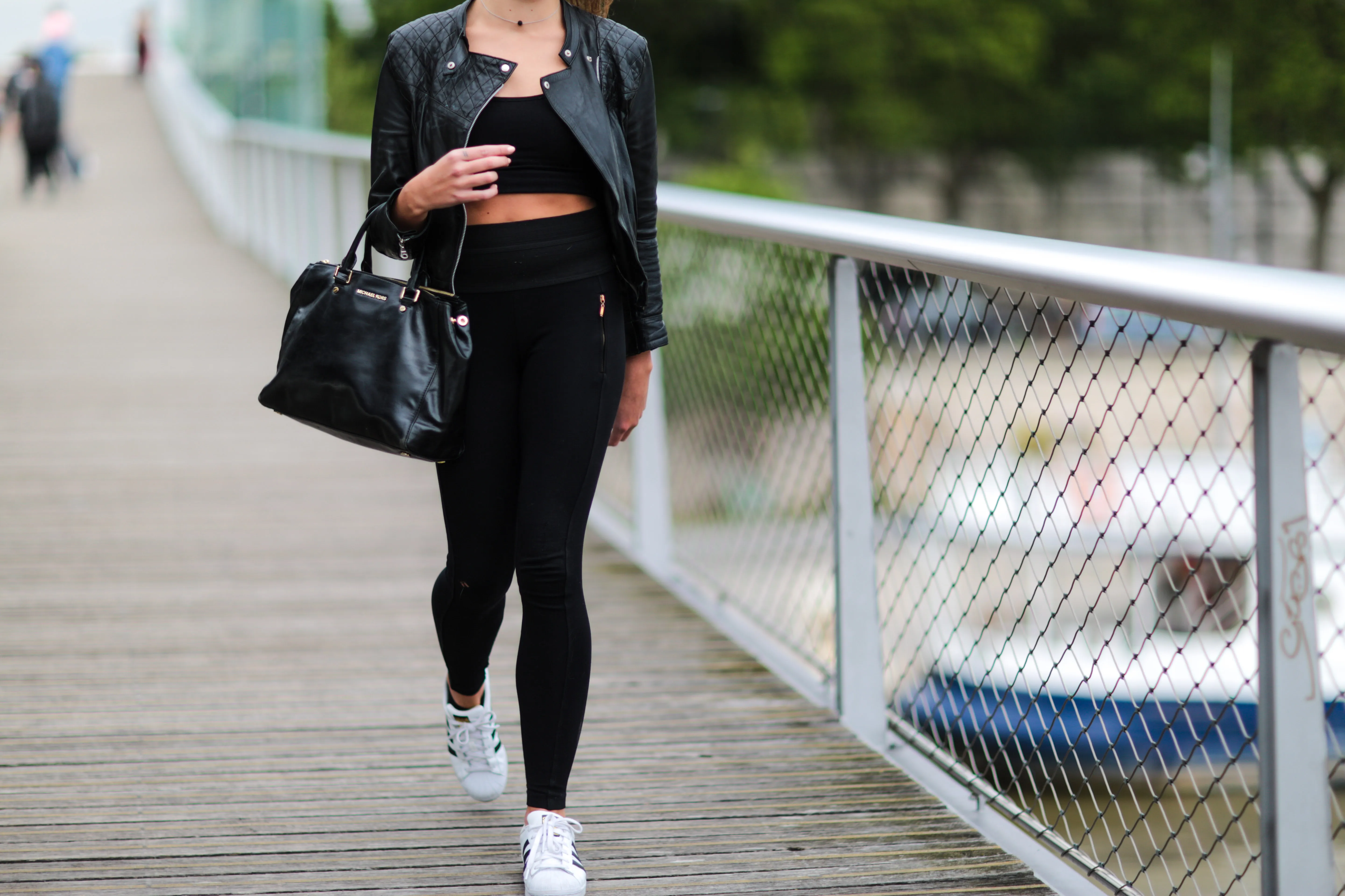 Street Style - Paris - November 2016