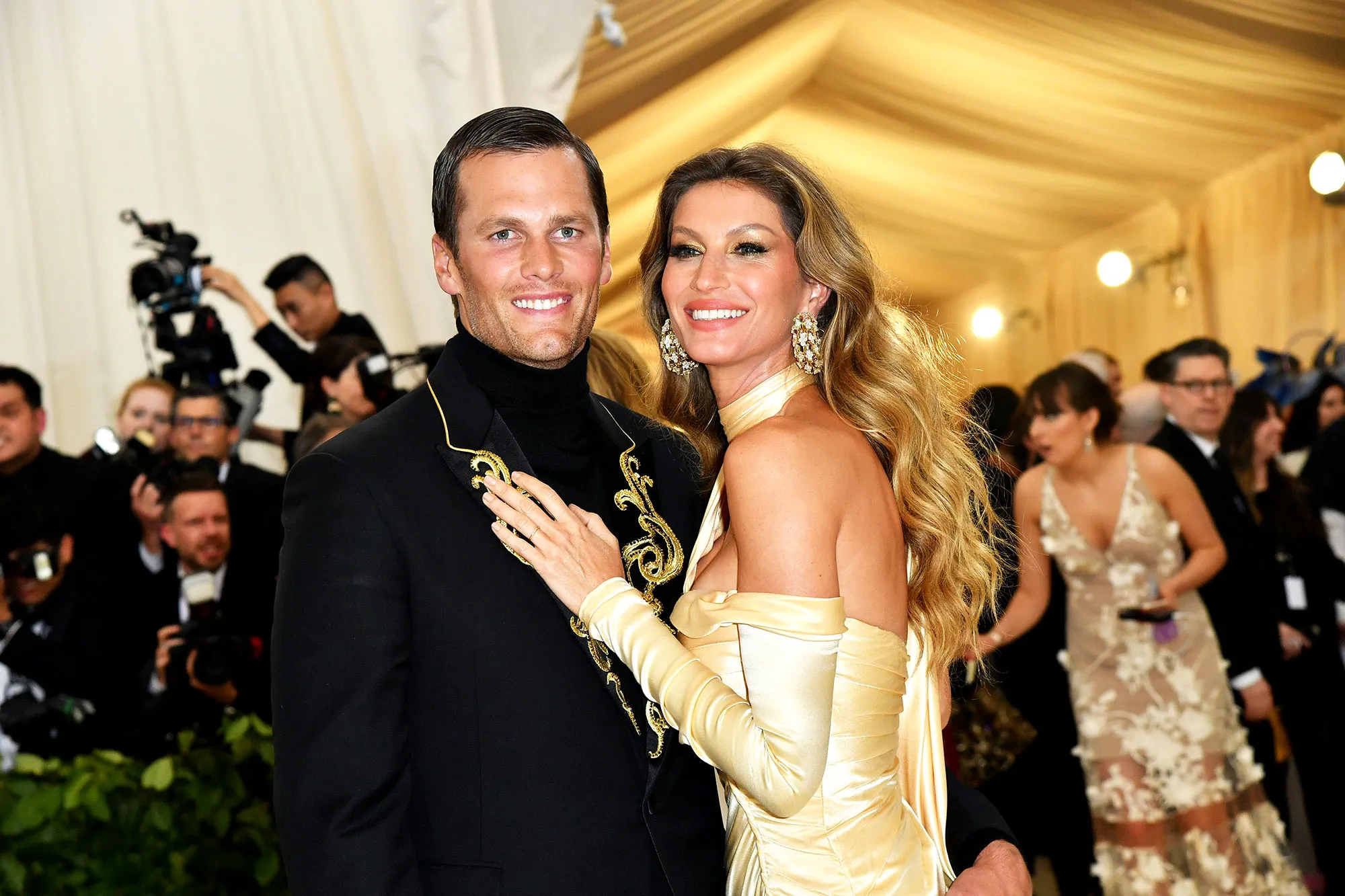 Gisele Bundchen Congratulates Tom Brady as Patriots Head to Super Bowl: ‘Love You Baby’