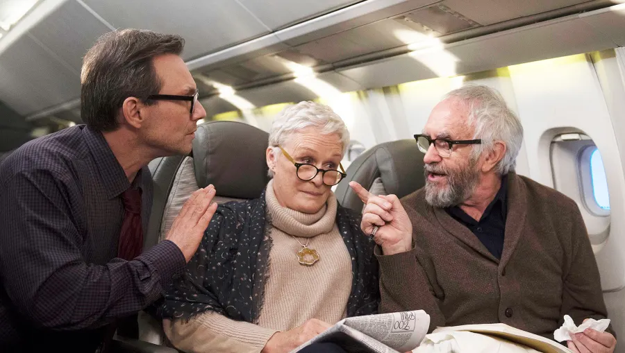 Glenn Close Jonathan Pryce The Wife Golden Globes 2019