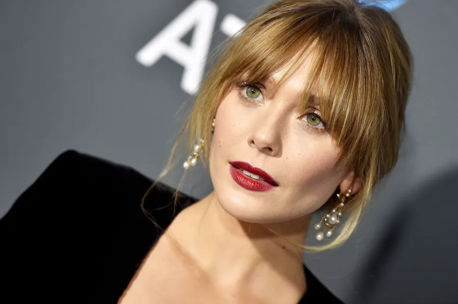 Elizabeth Olsen Critics' Choice Awards 2019