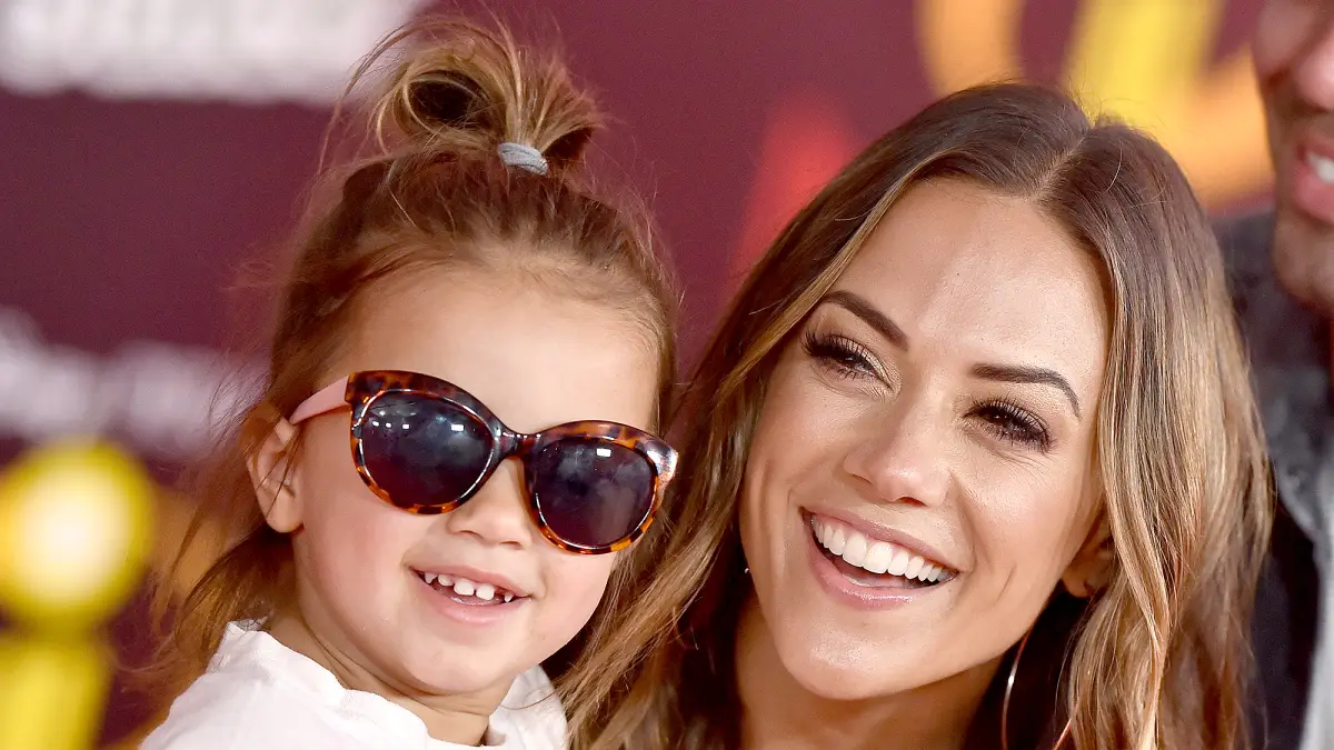 Jana-Kramer-Jolie-birthday