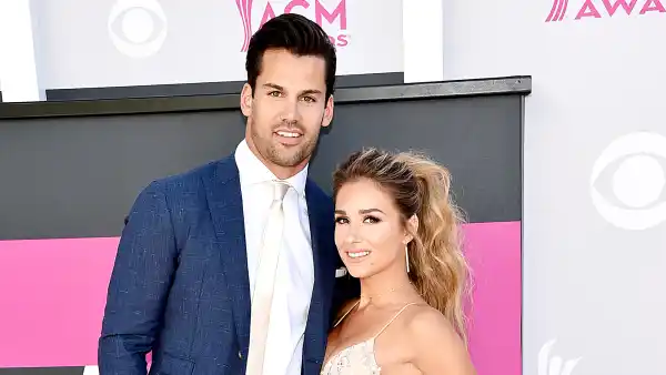 Jessie-James-Decker-eric-nude-pic