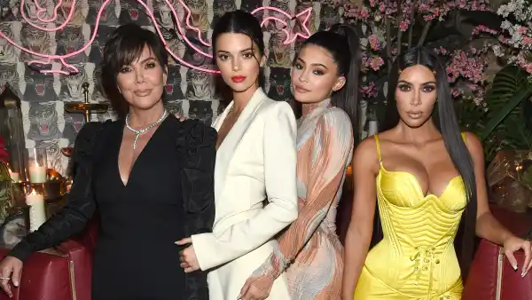 Kylie Jenner Not Okay on Ski Trip With Friends Family