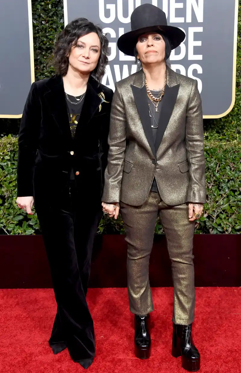Linda-Perry-Sara-Gilbert-golden-globes-2019