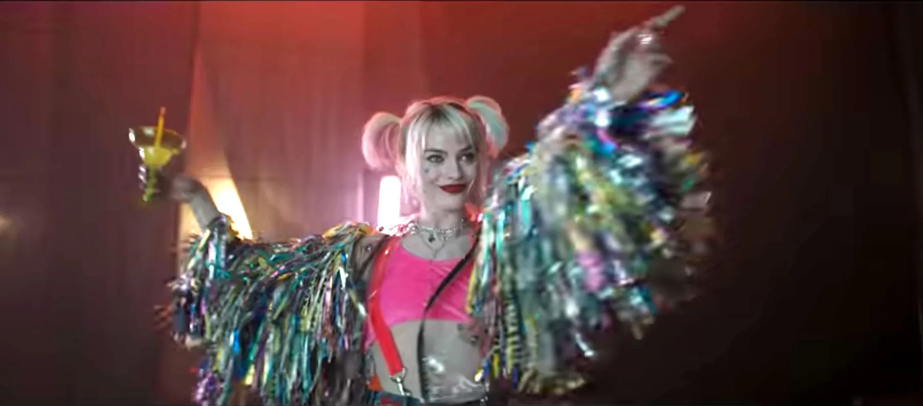 Margot Robbie Shows Off Harley Quinn’s New ‘Birds of Prey’ Look