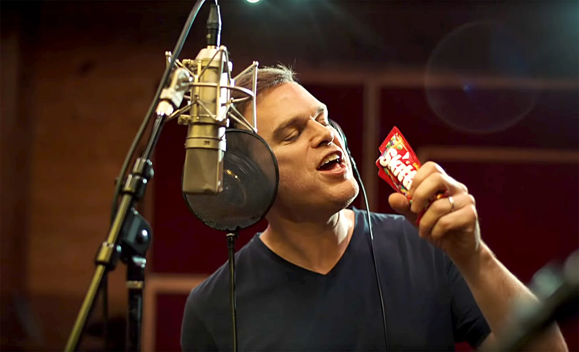 Michael-C.-Hall-in-that-Skittles-Broadway-musical