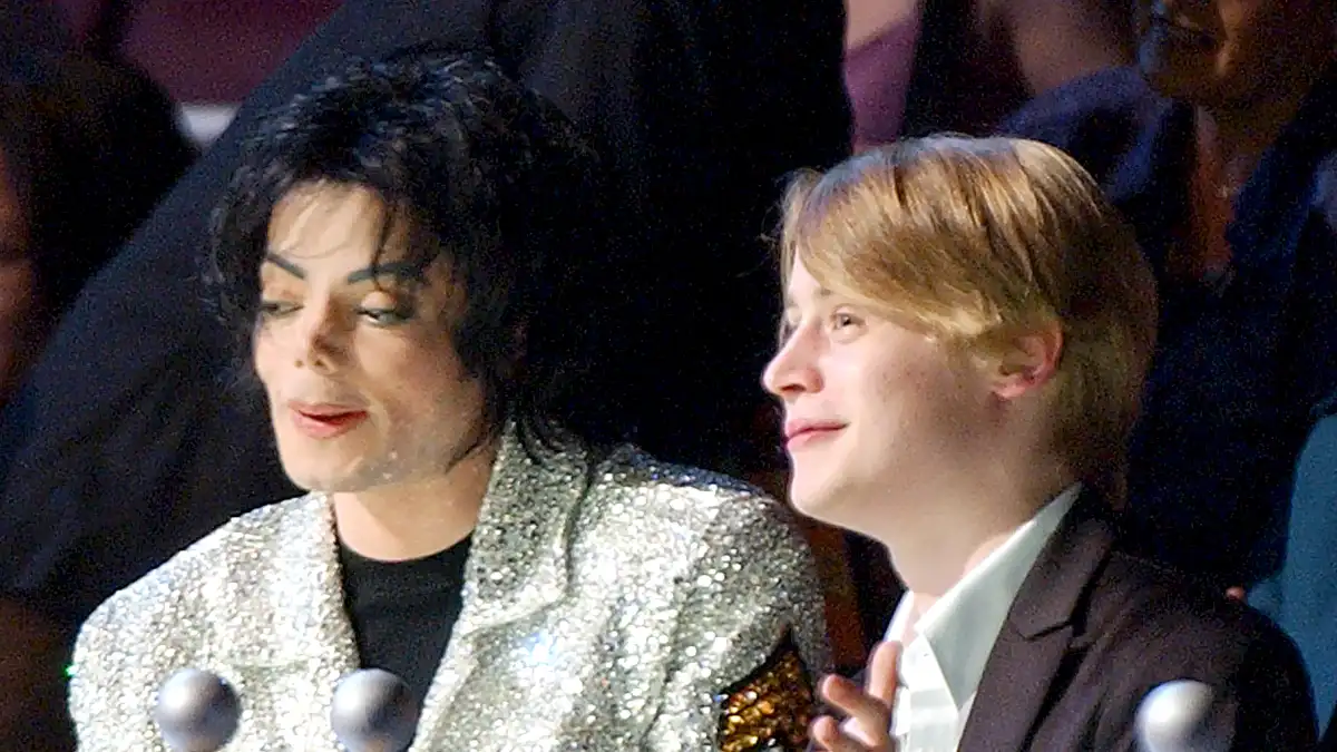 Michael-Jackson-Macaulay-Culkin-friends