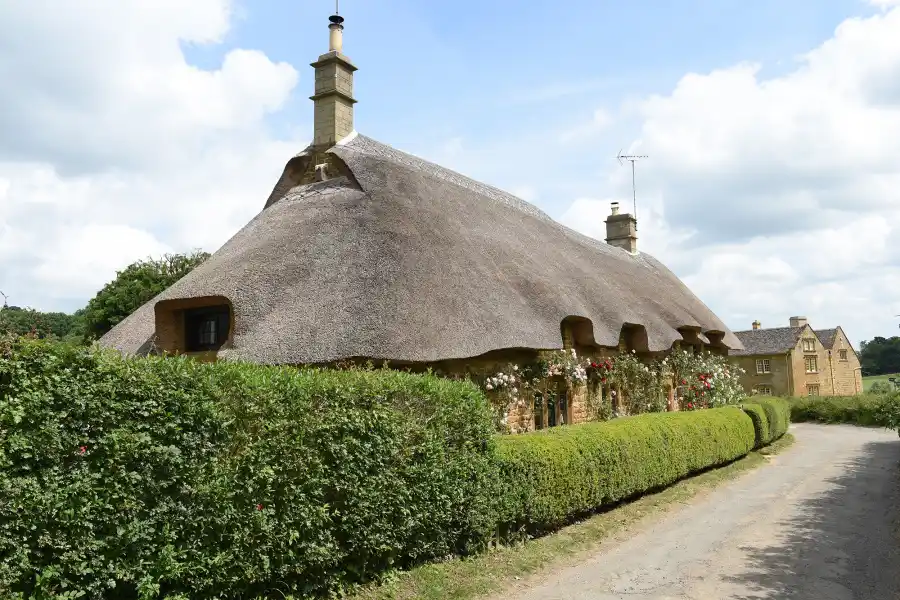 Prince-Harry-and-Duchess-Meghan's-Country-Retreat