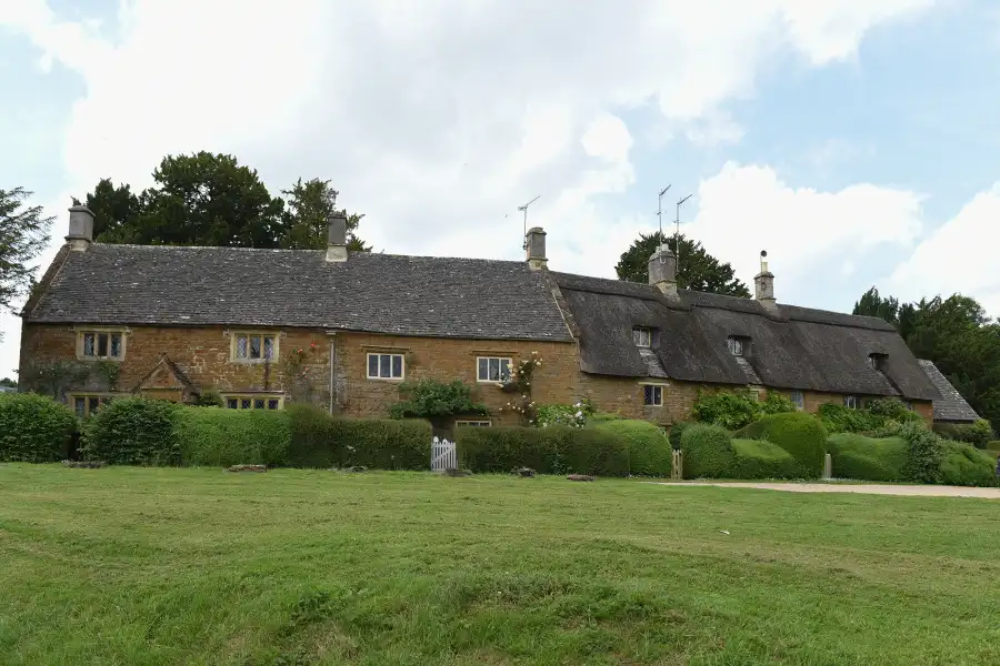 Prince-Harry-and-Duchess-Meghan's-Country-Retreat