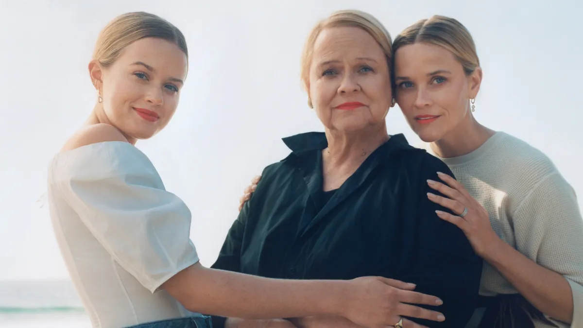 Reese Witherspoon Posed With Her Mom and Daughter on the February Cover of ‘Vogue’