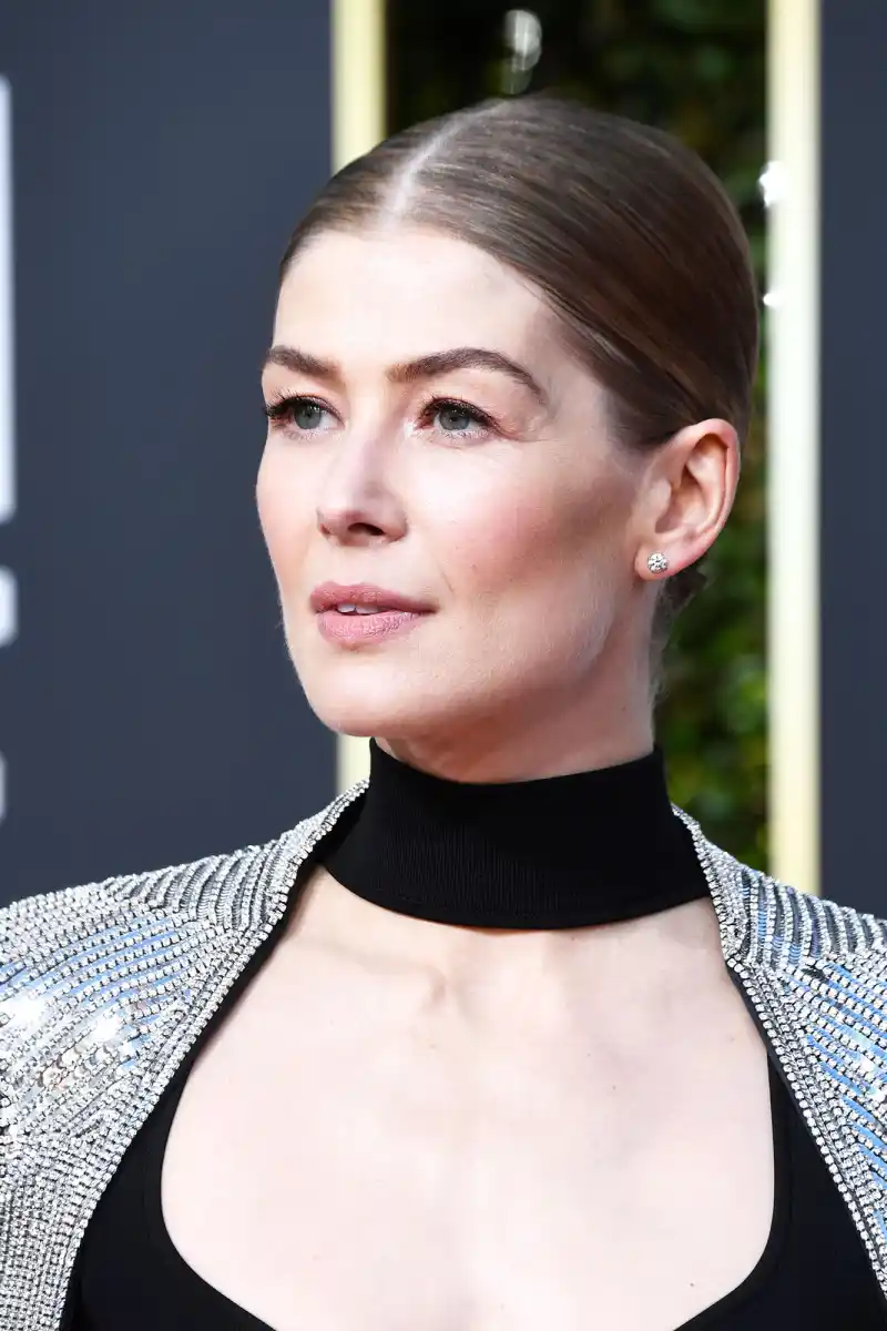 Rosamund Pike golden globes 2019