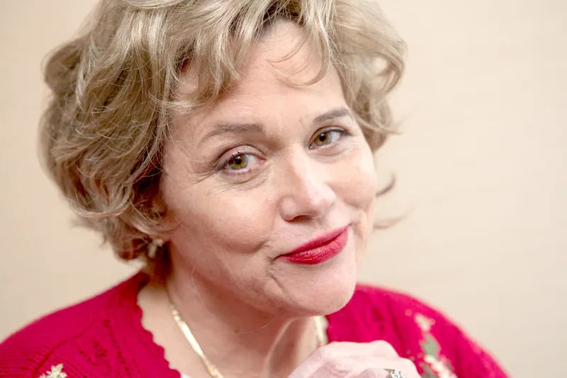 Samantha-Markle-royal-family-feud