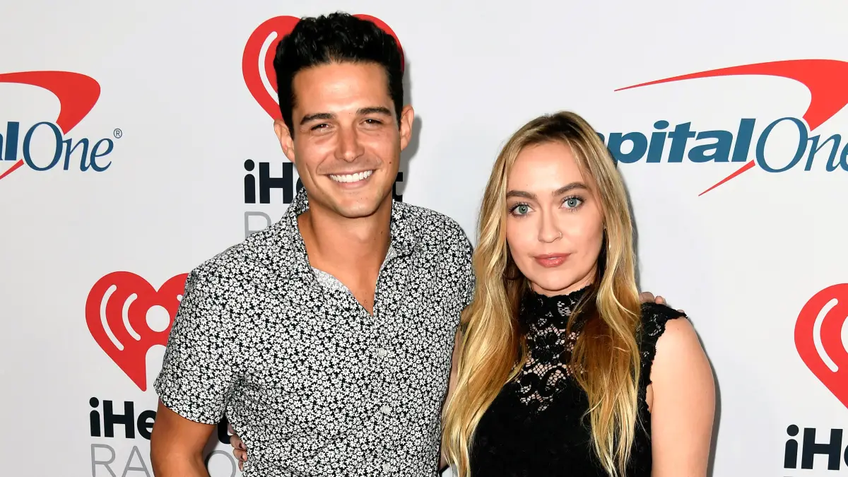 Wells-Adams-Brandi-Cyrus-Met-on-a-Blind-Date