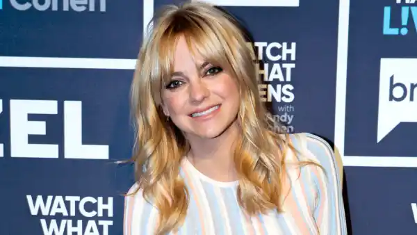 anna faris responds to chris pratt engagement