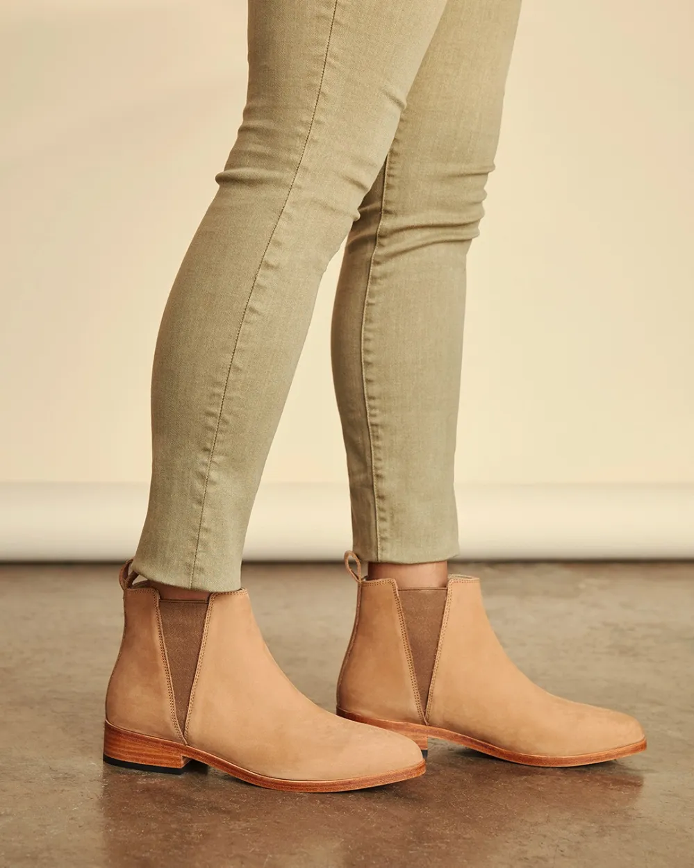 Nisolo chelsea boots