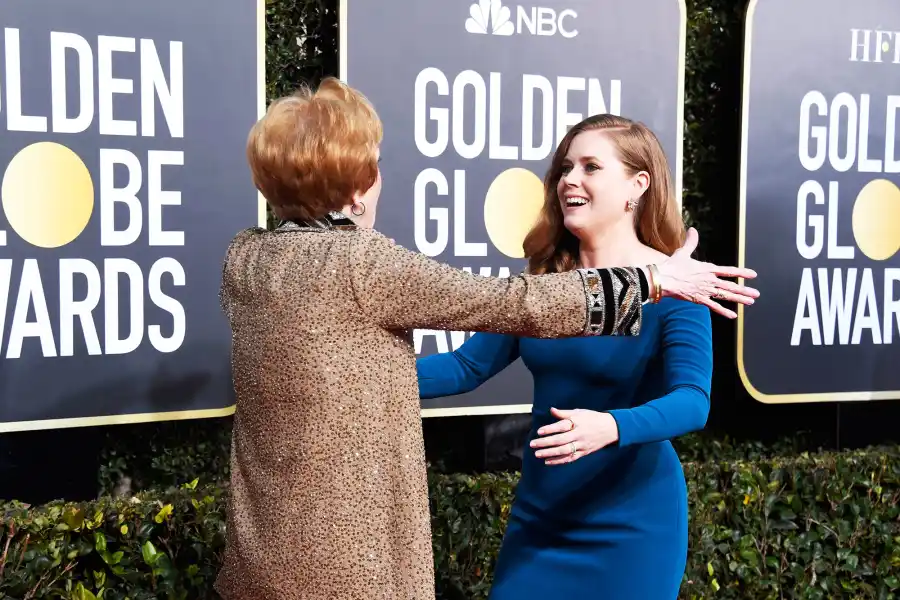 Carol Burnett (L) and Amy Adams golden globes 2019