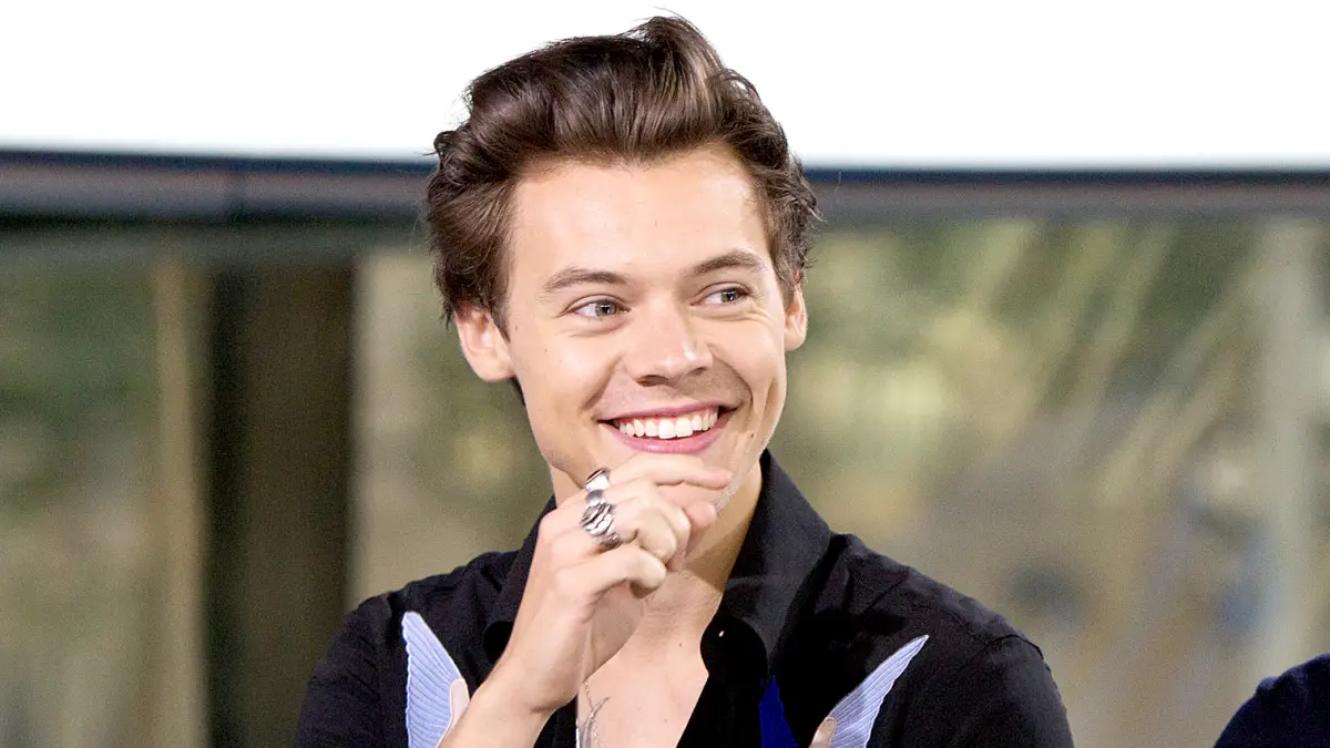 harry-styles-face-tattoo