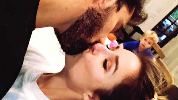 Jessie James Decker 'Sneaks In' Kiss From Husband