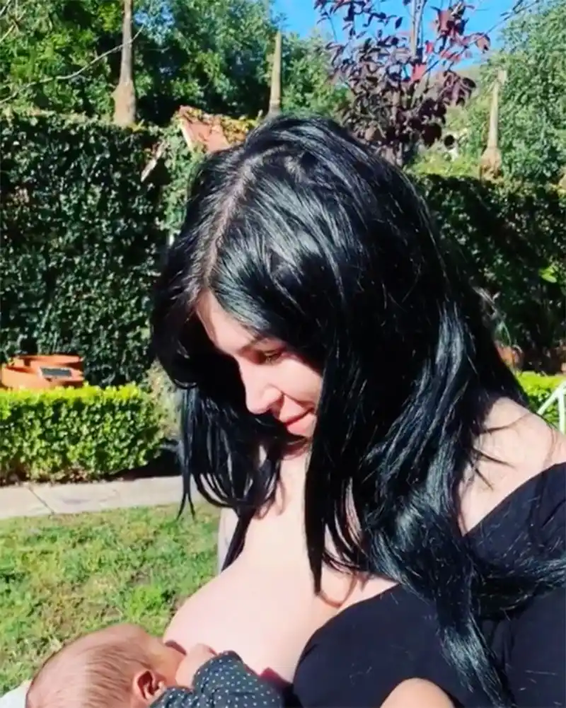 Kat Von D breastfeeding baby instagram