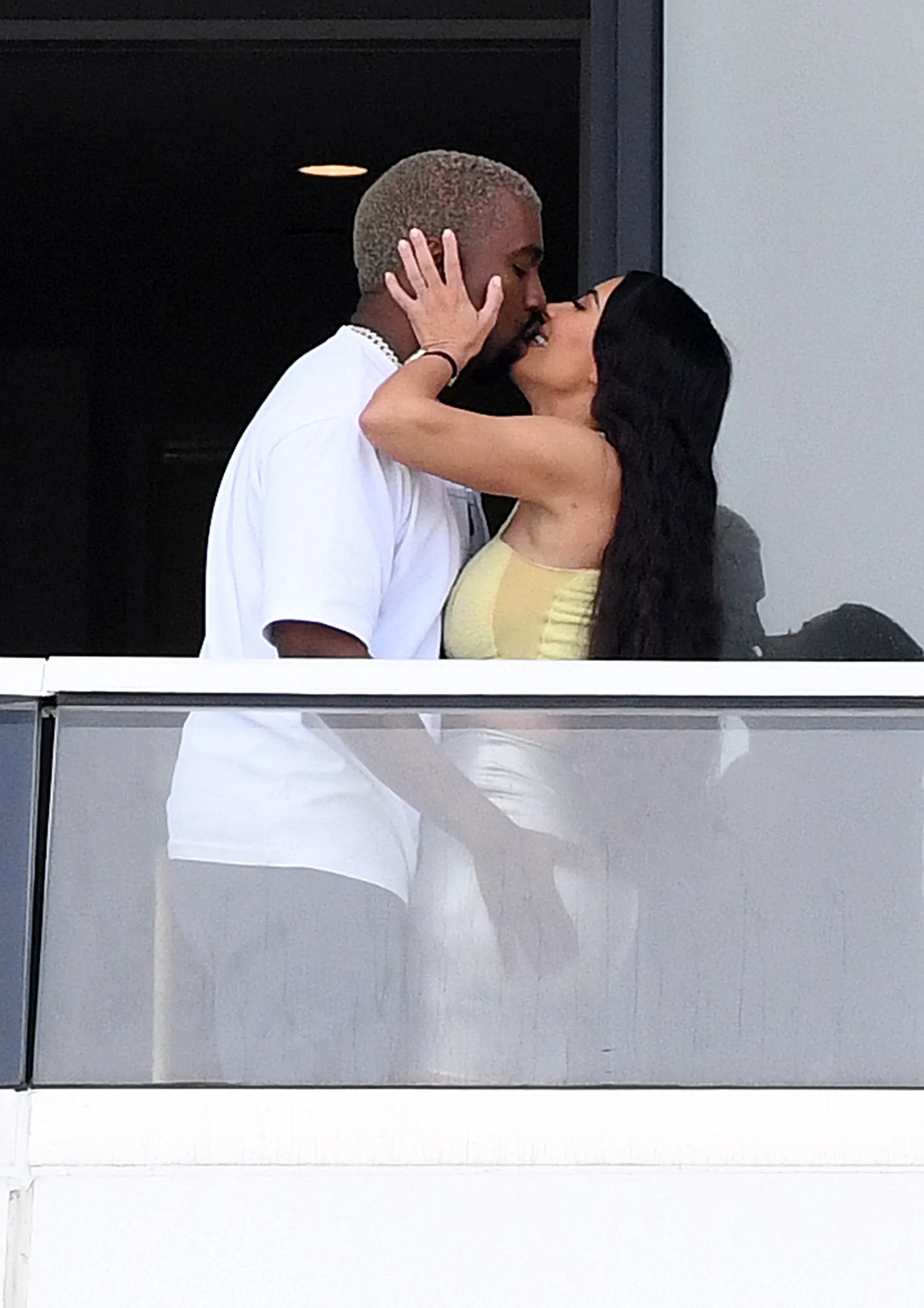 kim kardashian kanye west miami pda