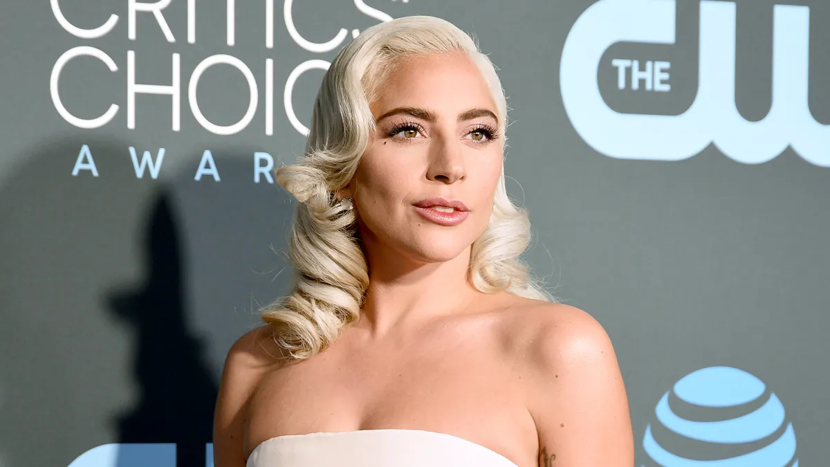 lady-gaga-dead-horse-critics-choice