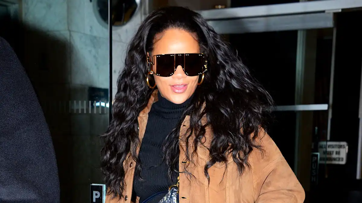 Rihanna Is in Talks With Luxury Group LVMH to Launch Her Own Luxury House