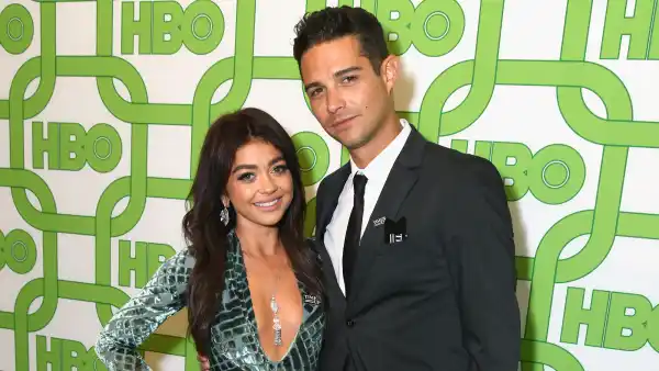 Sarah Hyland and Wells Adams dogs wedding