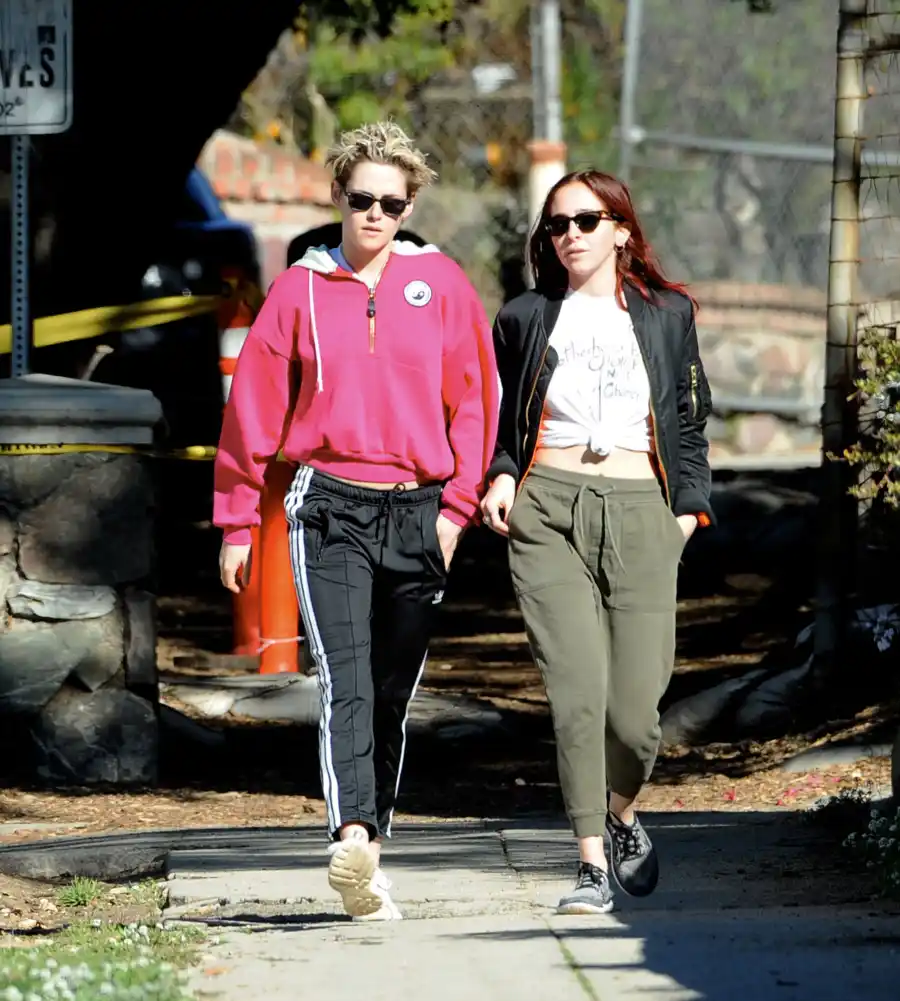 Kristen Stewart Sara Dinkin Tiny Sunglasses