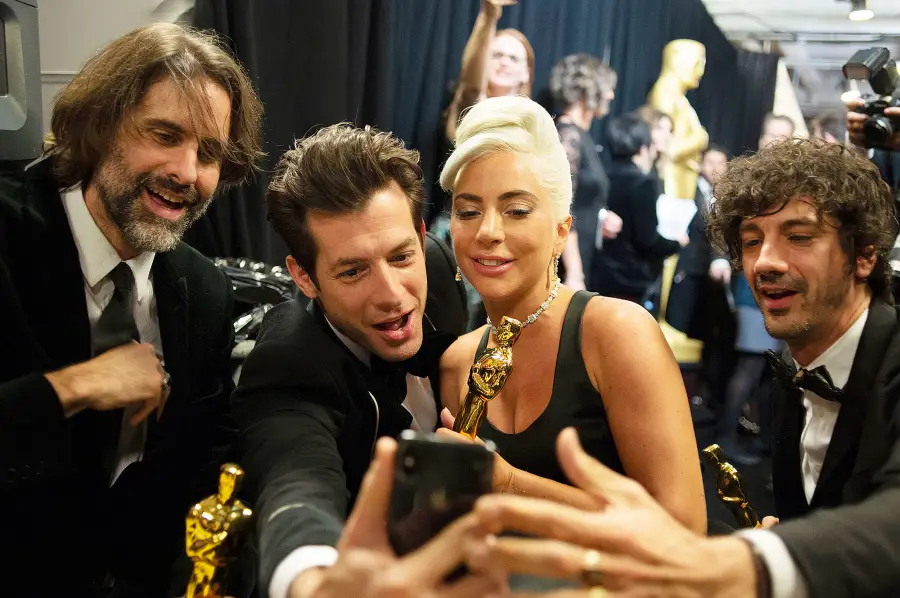 Oscars 2019 Backstage ANDREW WYATT MARK RONSON LADY GAGA ANTHONY ROSSOMANDO