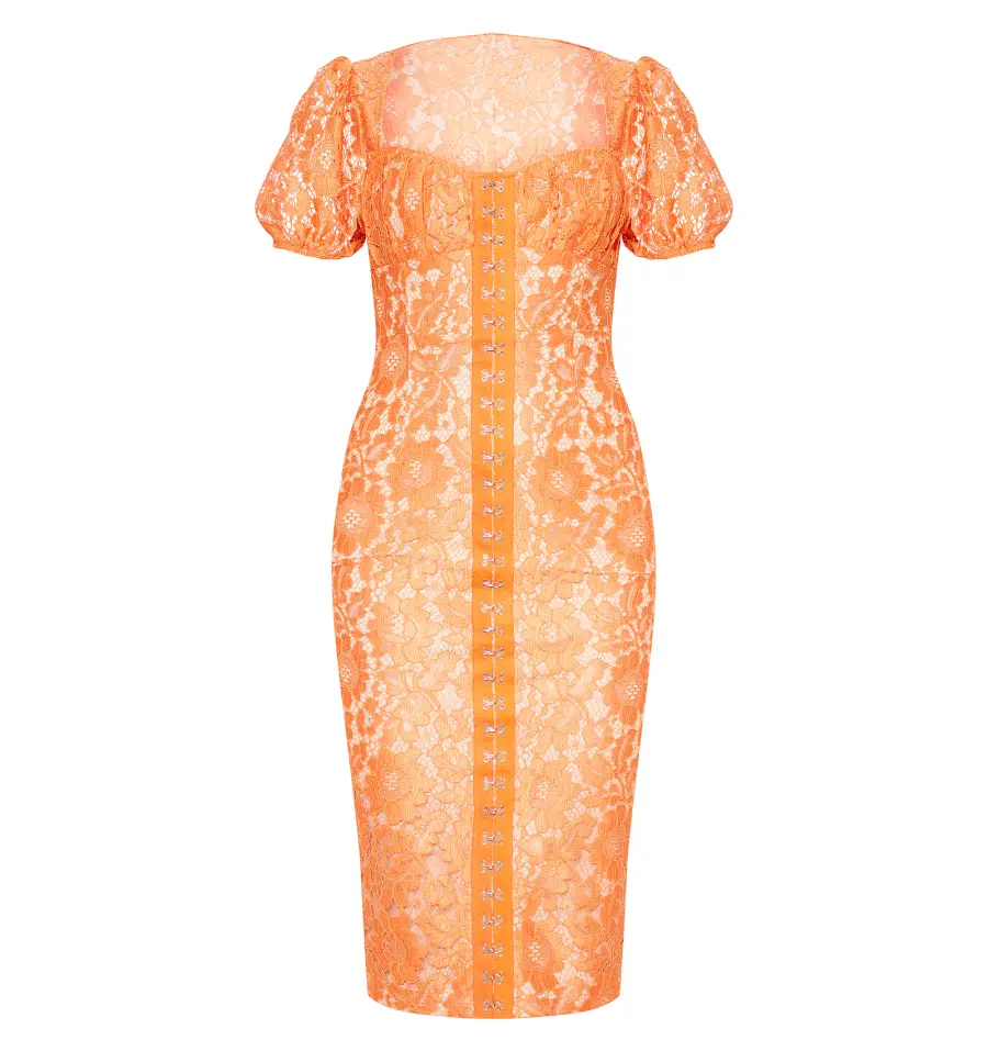 Ashley-Graham's-Spring-PrettyLittleThing-Collection