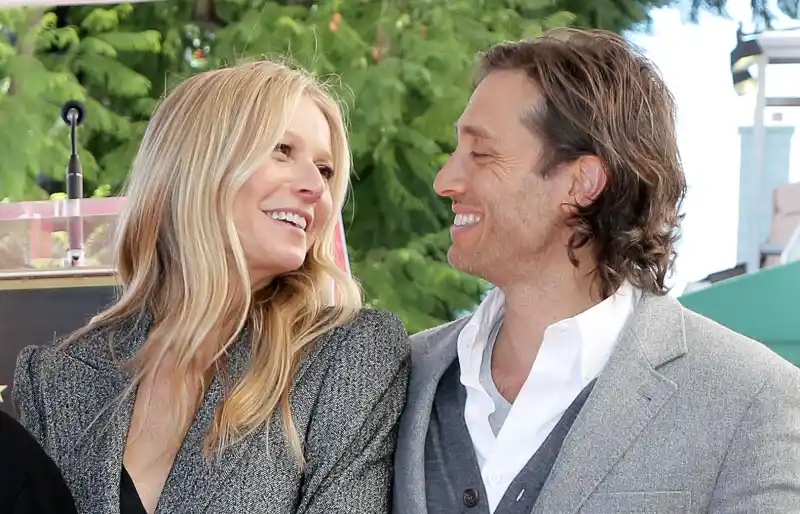 Blythe Danner Gwyneth Paltrow Brad Falchuk Having A Great Time