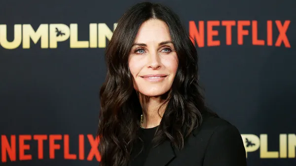 Courteney Cox Up About Losing Her Virginity at 21
