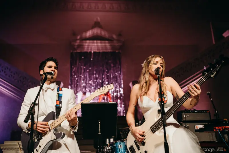 Darren-Criss-and-Mia-Swier-wedding