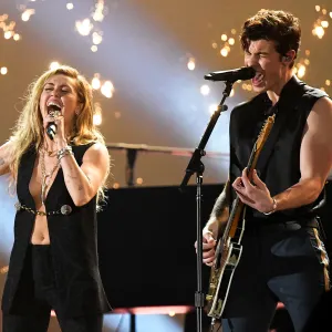 Grammys 2019 Best Performances Shawn Mendes Miley Cyrus