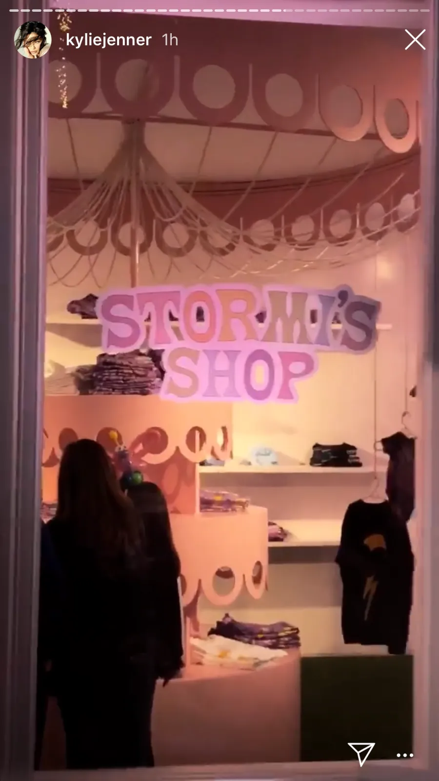 Kylie Jenner Throws Over-the-Top Party for Daughter Stormi’s First Birthday: Photos